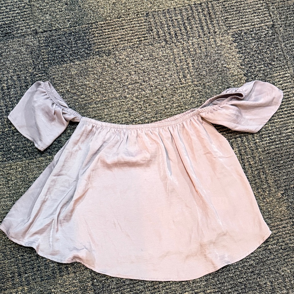 American Eagle Outfitters Light Pink Off-Shoulder Blouse